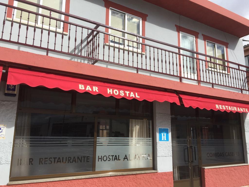 Hostal Alayka Calvarrasa de Abajo Εξωτερικό φωτογραφία